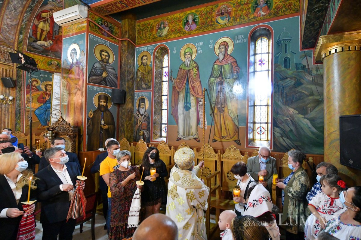 Veşmânt nou de har pentru Biserica Bumbăcari din Capitală 171834