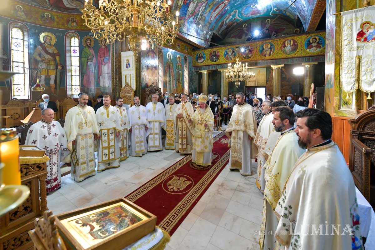 Veşmânt nou de har pentru Biserica Bumbăcari din Capitală 171839