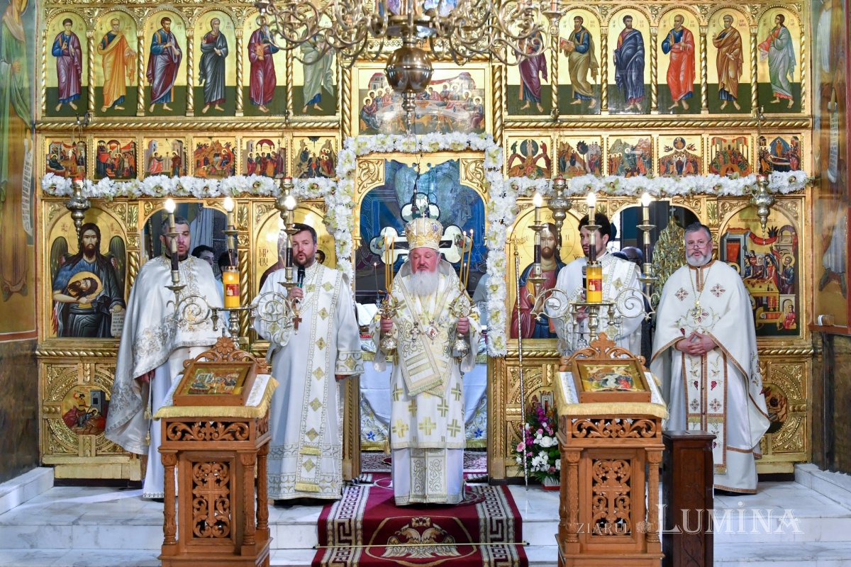 Veşmânt nou de har pentru Biserica Bumbăcari din Capitală 171841