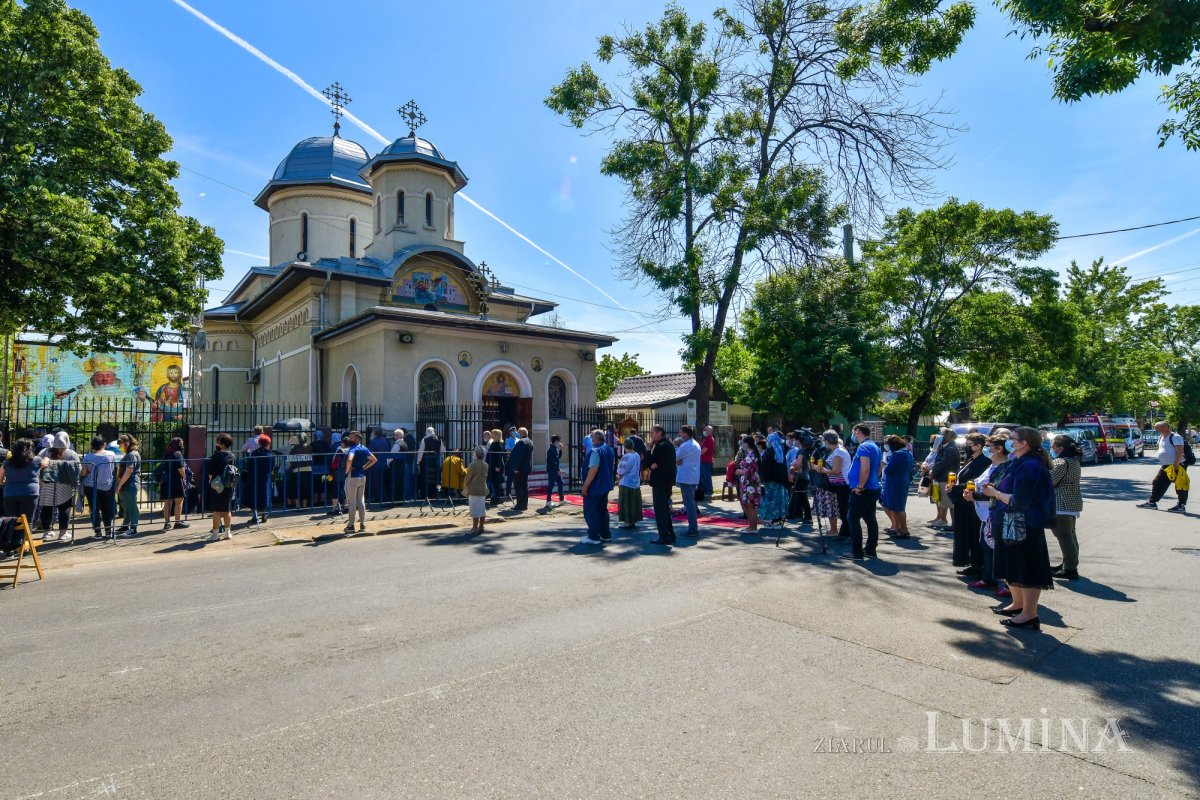 Veşmânt nou de har pentru Biserica Bumbăcari din Capitală 171843