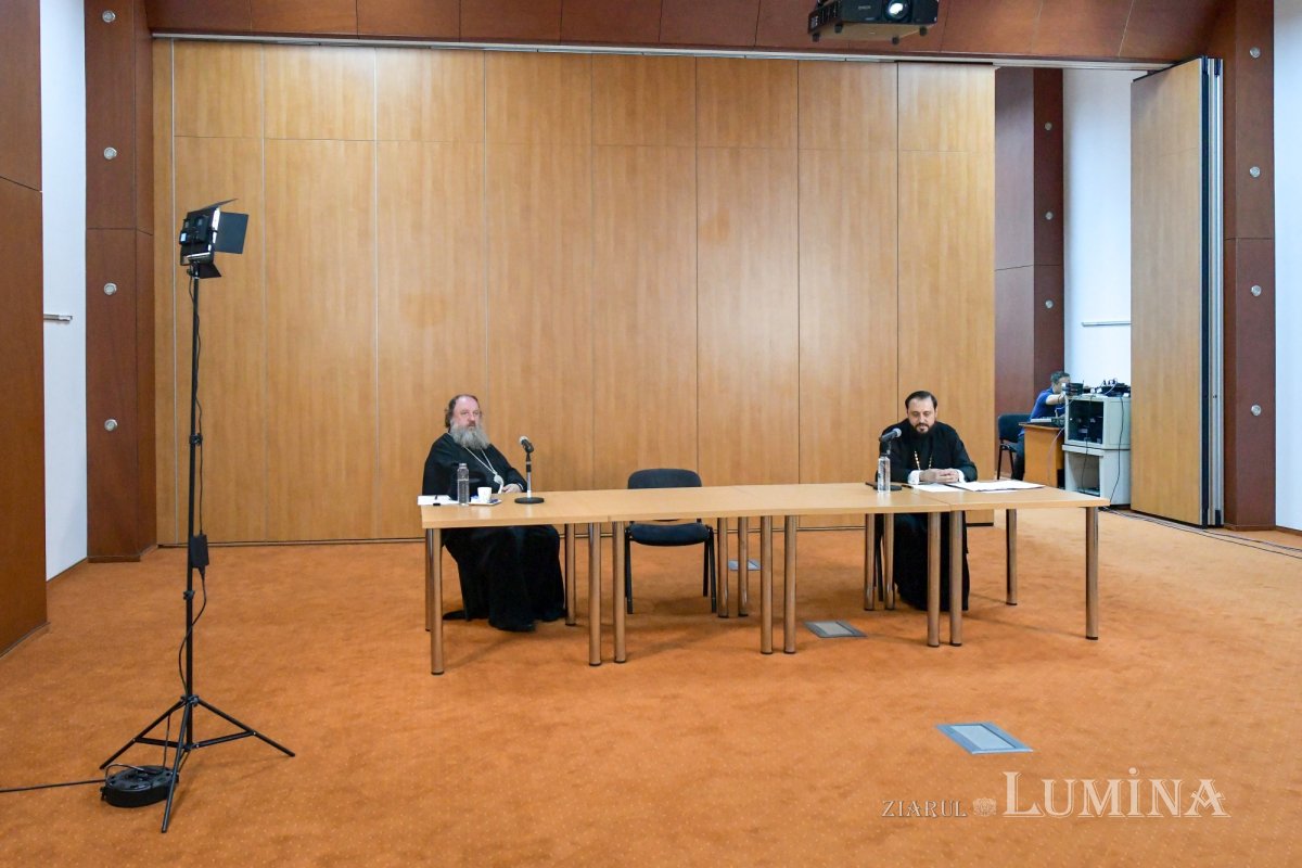 A doua zi de comunicări ale simpozionului dedicat monahismului ortodox 172040