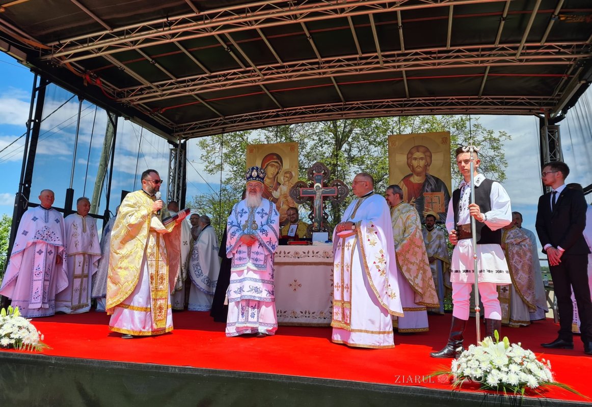 Biserica din Zorenii de Vale a fost târnosită  171931