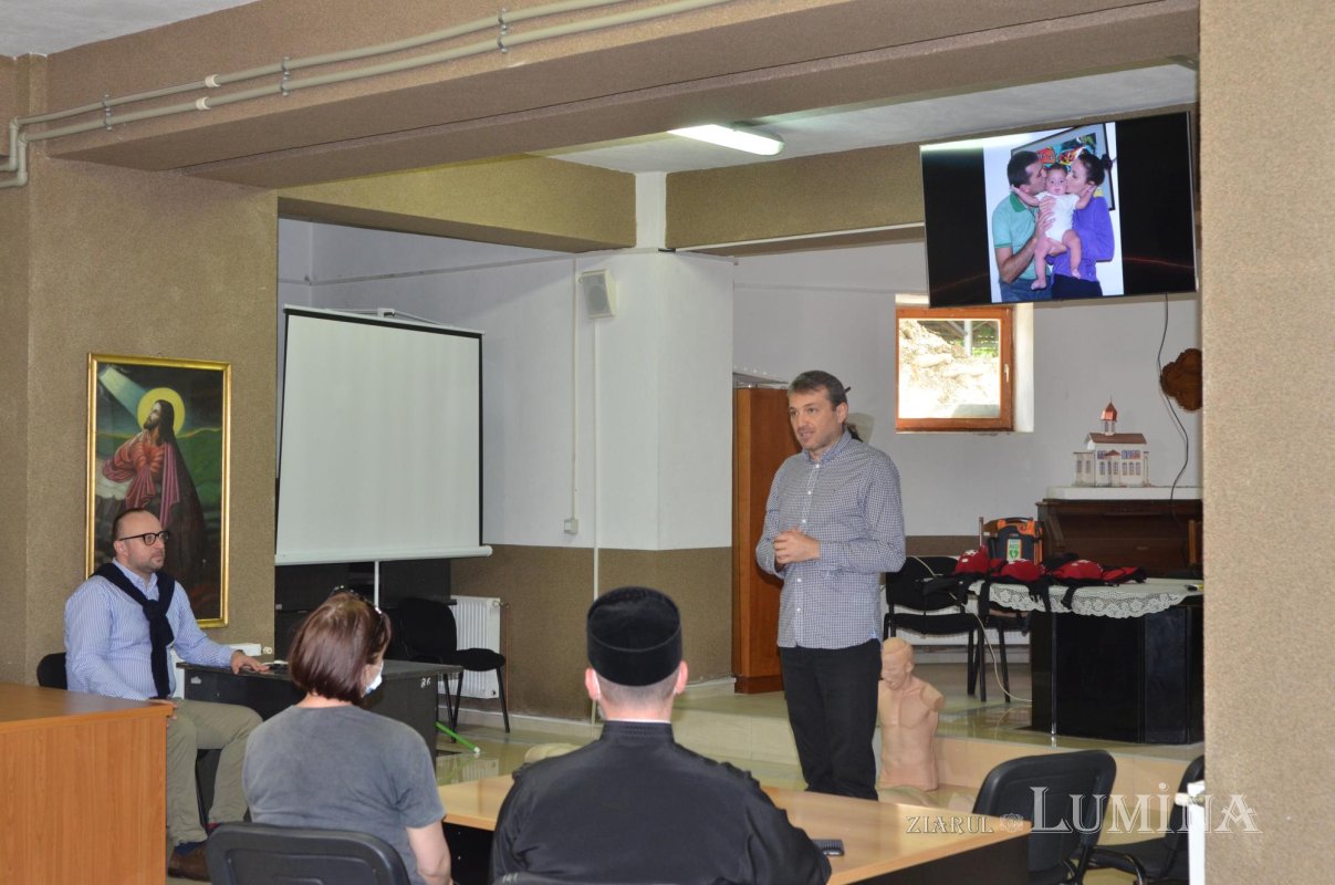 Cursuri de prim ajutor în Protoieria Sector 3 Capitală 172127