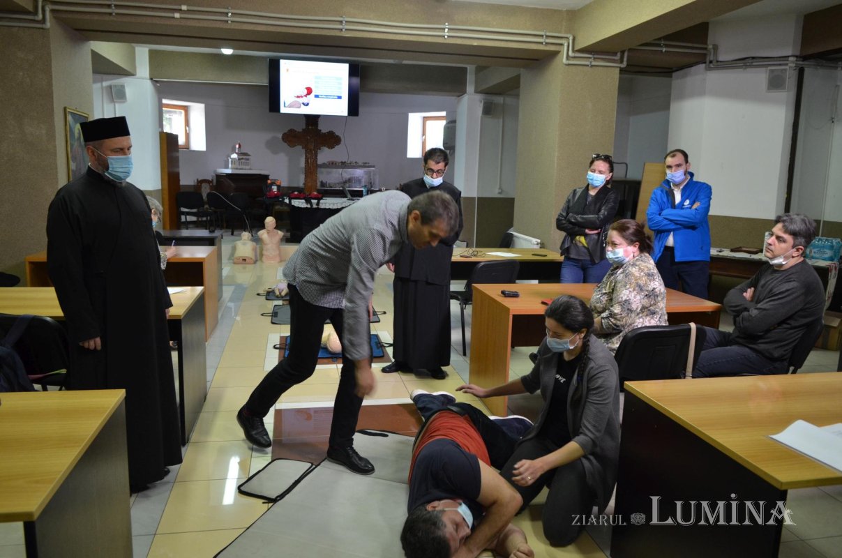 Cursuri de prim ajutor în Protoieria Sector 3 Capitală 172149