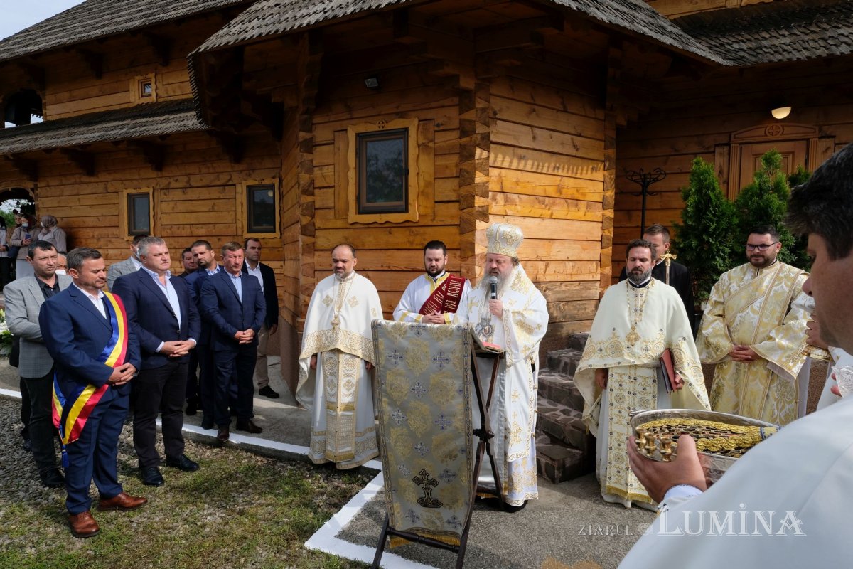 Sfințirea bisericii din localitatea ilfoveană Vlădiceasca 172554
