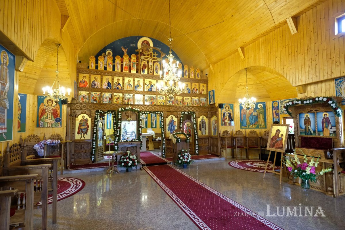 Sfințirea bisericii din localitatea ilfoveană Vlădiceasca 172555