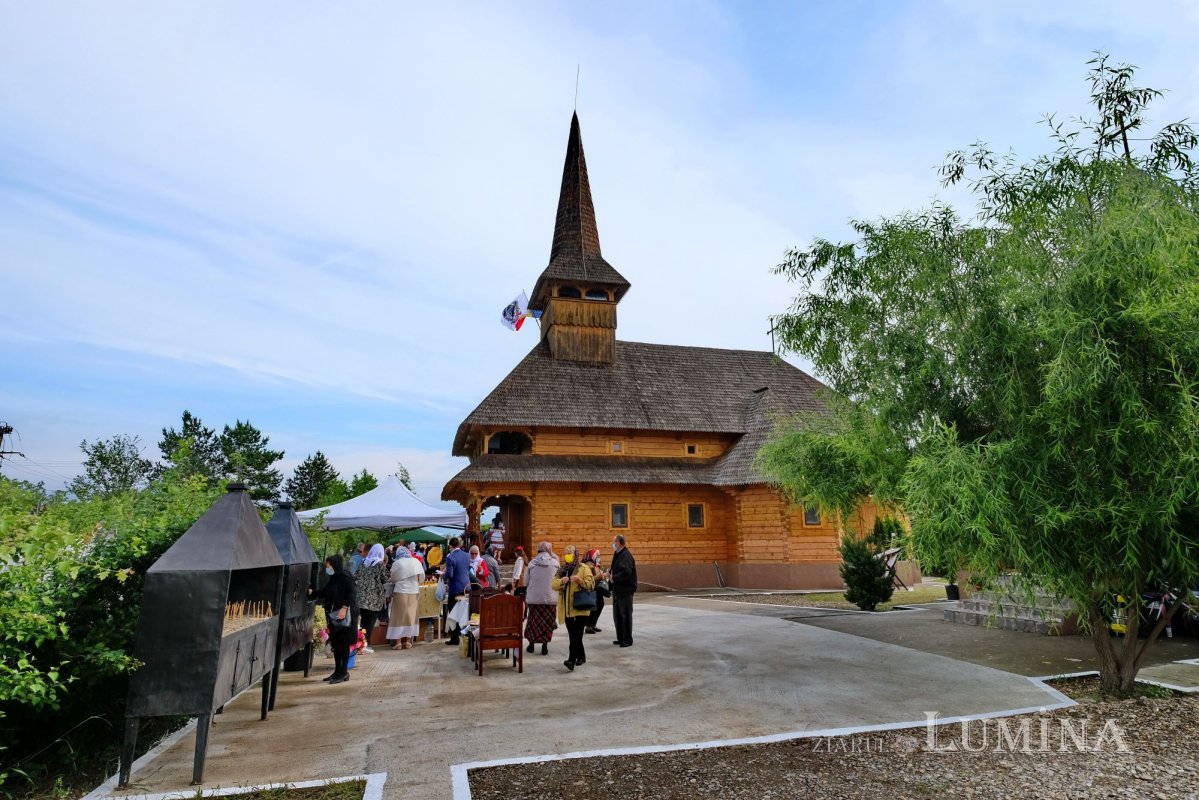 Sfințirea bisericii din localitatea ilfoveană Vlădiceasca 172559