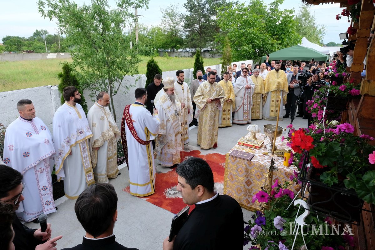 Sfințirea bisericii din localitatea ilfoveană Vlădiceasca 172560
