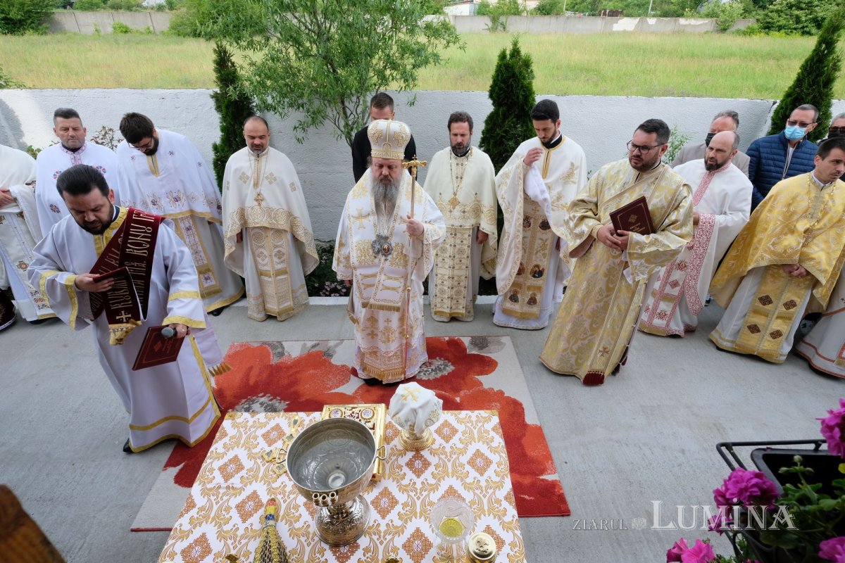 Sfințirea bisericii din localitatea ilfoveană Vlădiceasca 172561