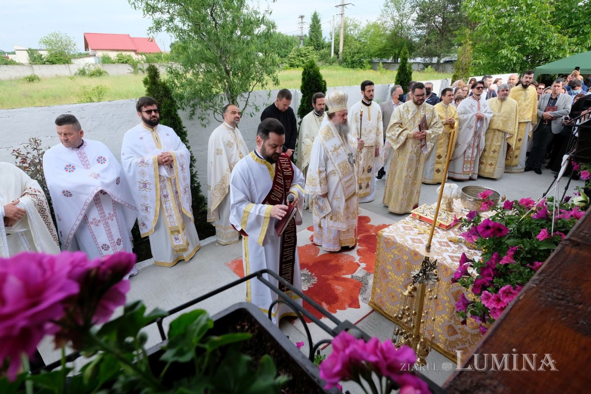 Sfințirea bisericii din localitatea ilfoveană Vlădiceasca 172562