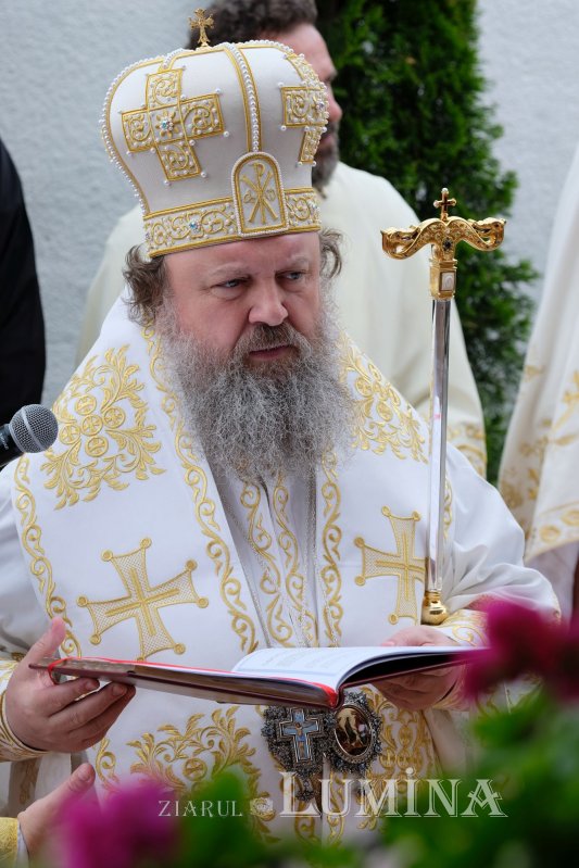 Sfințirea bisericii din localitatea ilfoveană Vlădiceasca 172564