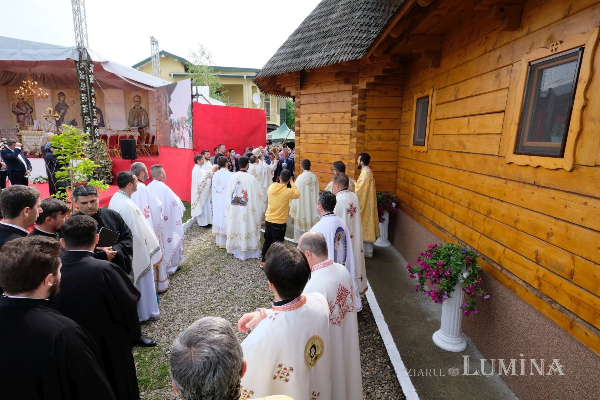 Sfințirea bisericii din localitatea ilfoveană Vlădiceasca 172567