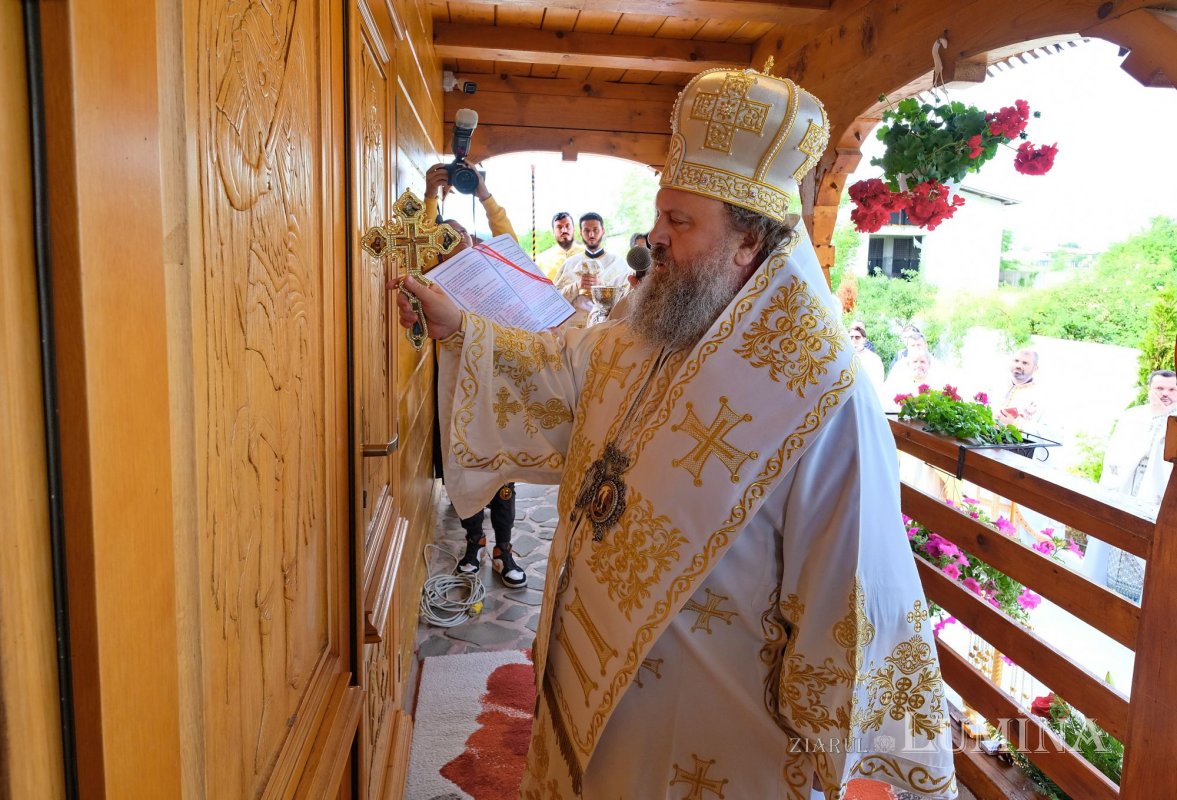 Sfințirea bisericii din localitatea ilfoveană Vlădiceasca 172568
