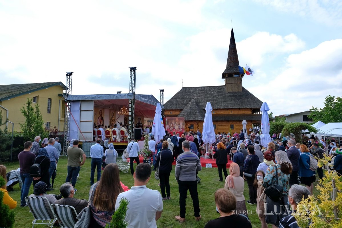 Sfințirea bisericii din localitatea ilfoveană Vlădiceasca 172598