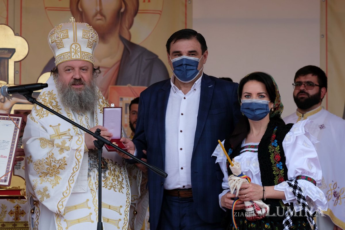 Sfințirea bisericii din localitatea ilfoveană Vlădiceasca 172601