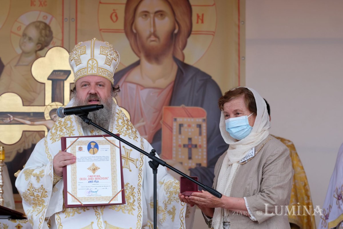 Sfințirea bisericii din localitatea ilfoveană Vlădiceasca 172602