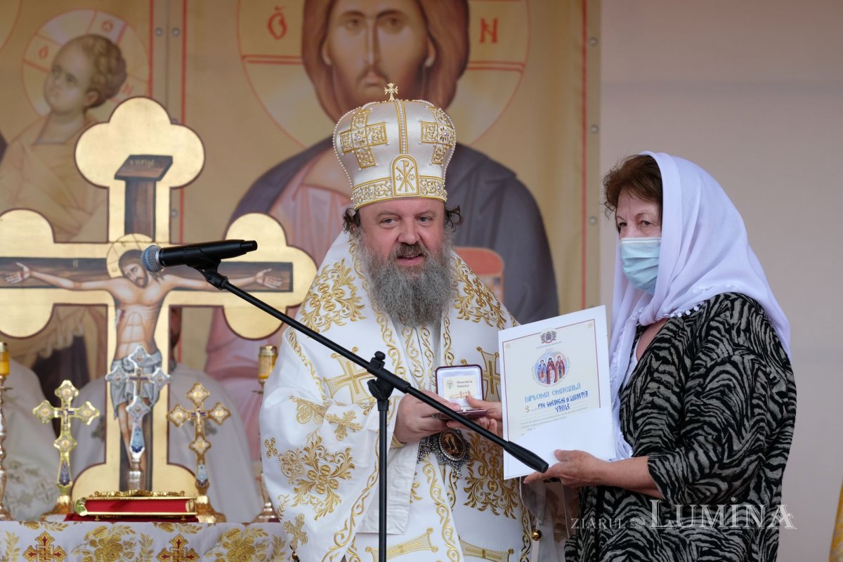 Sfințirea bisericii din localitatea ilfoveană Vlădiceasca 172607