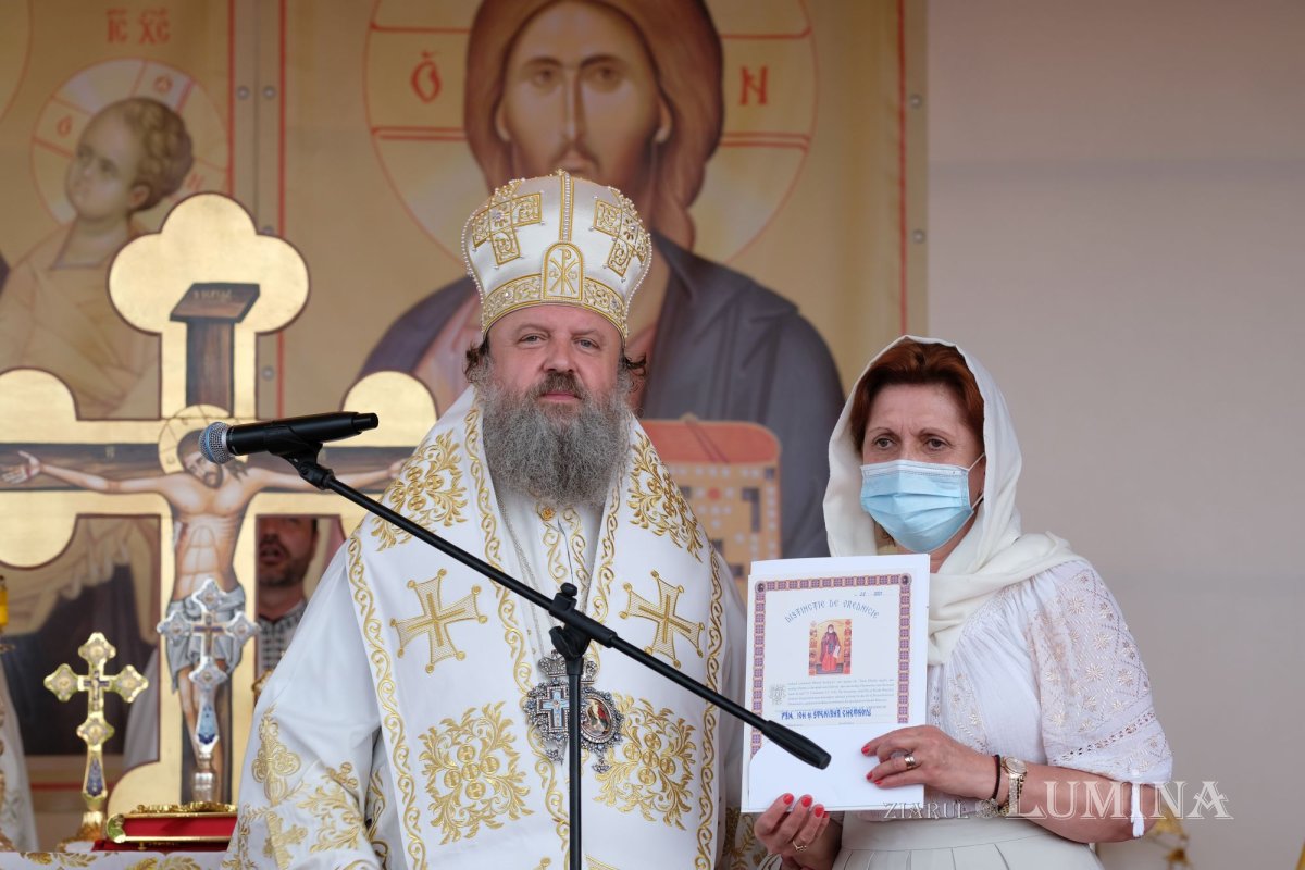 Sfințirea bisericii din localitatea ilfoveană Vlădiceasca 172608