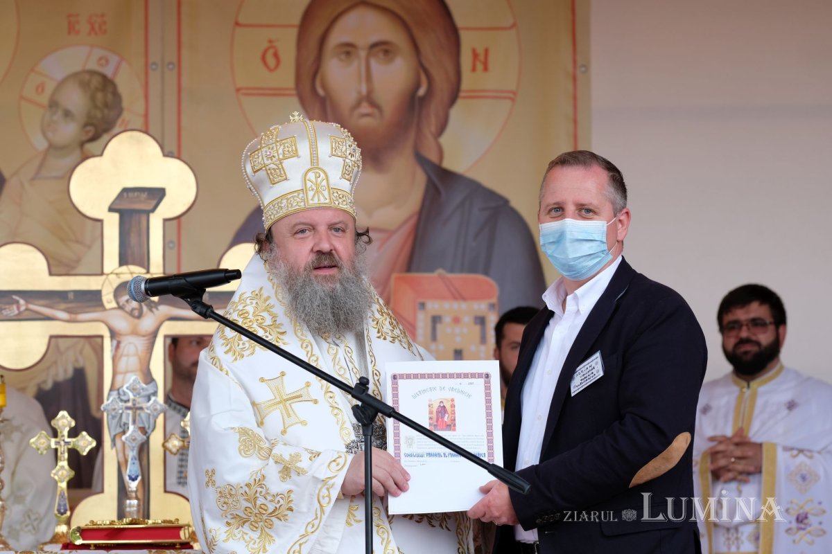 Sfințirea bisericii din localitatea ilfoveană Vlădiceasca 172614