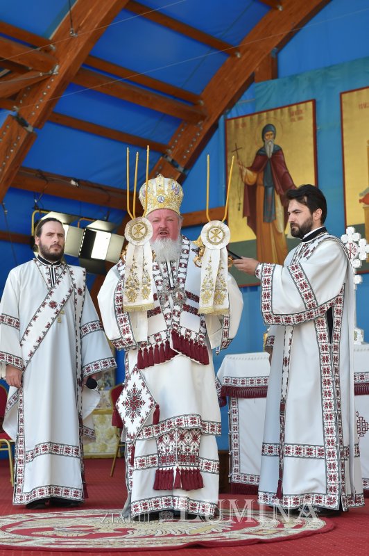 „Înălţat la ceruri, Hristos Domnul este prezent în Biserică prin harul Duhului Sfânt” 173398