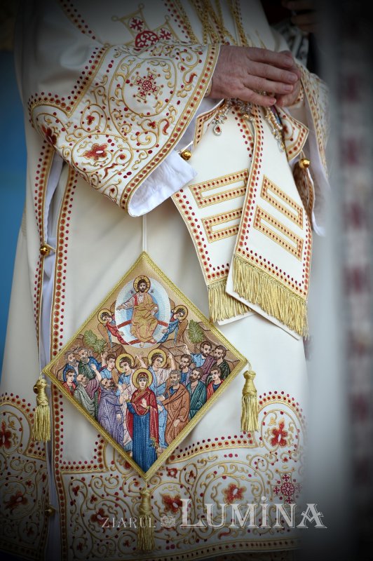 „Înălţat la ceruri, Hristos Domnul este prezent în Biserică prin harul Duhului Sfânt” 173402