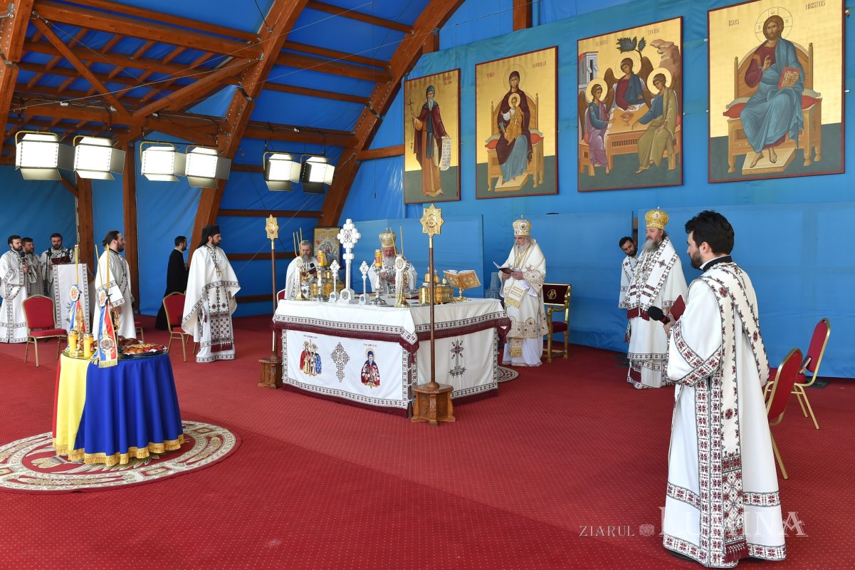 „Înălţat la ceruri, Hristos Domnul este prezent în Biserică prin harul Duhului Sfânt” 173412