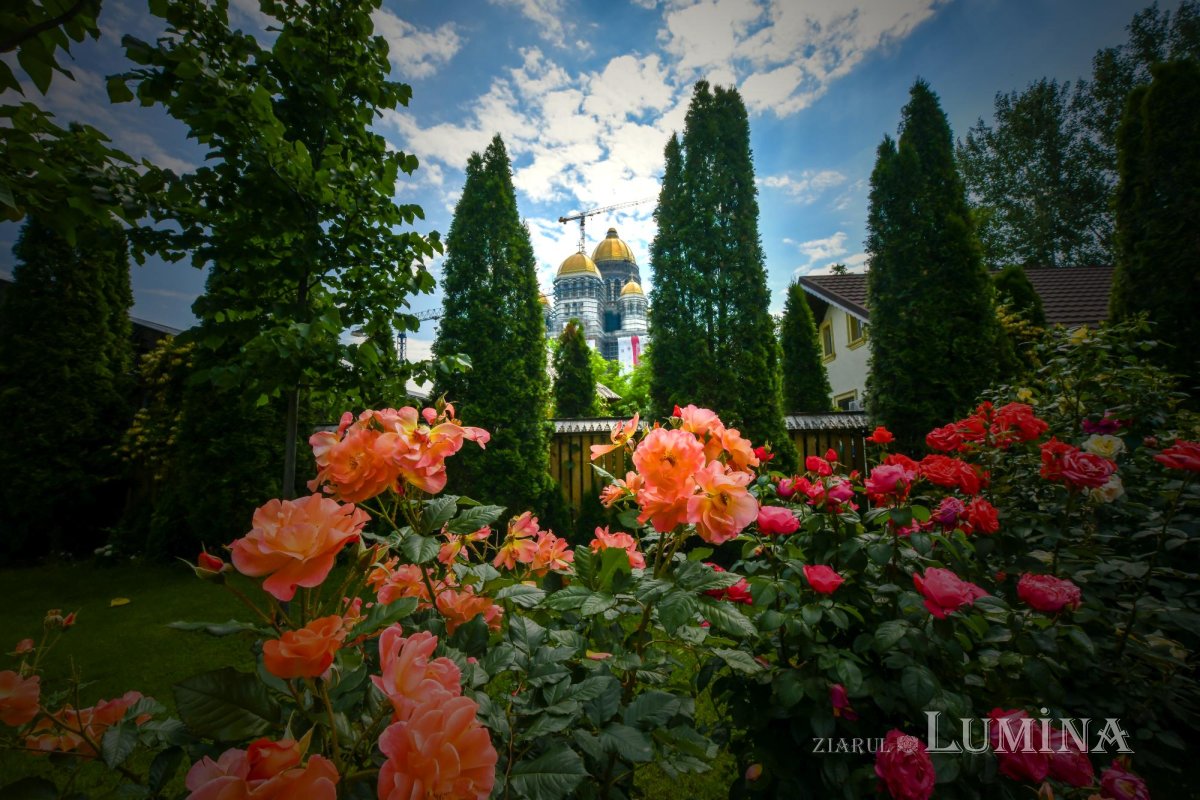 Sărbătorirea hramului principal al Catedralei Naționale la paraclisul din vecinătate 173514