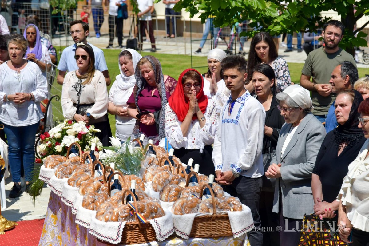 Sărbătorirea hramului principal al Catedralei Naționale la paraclisul din vecinătate 173523