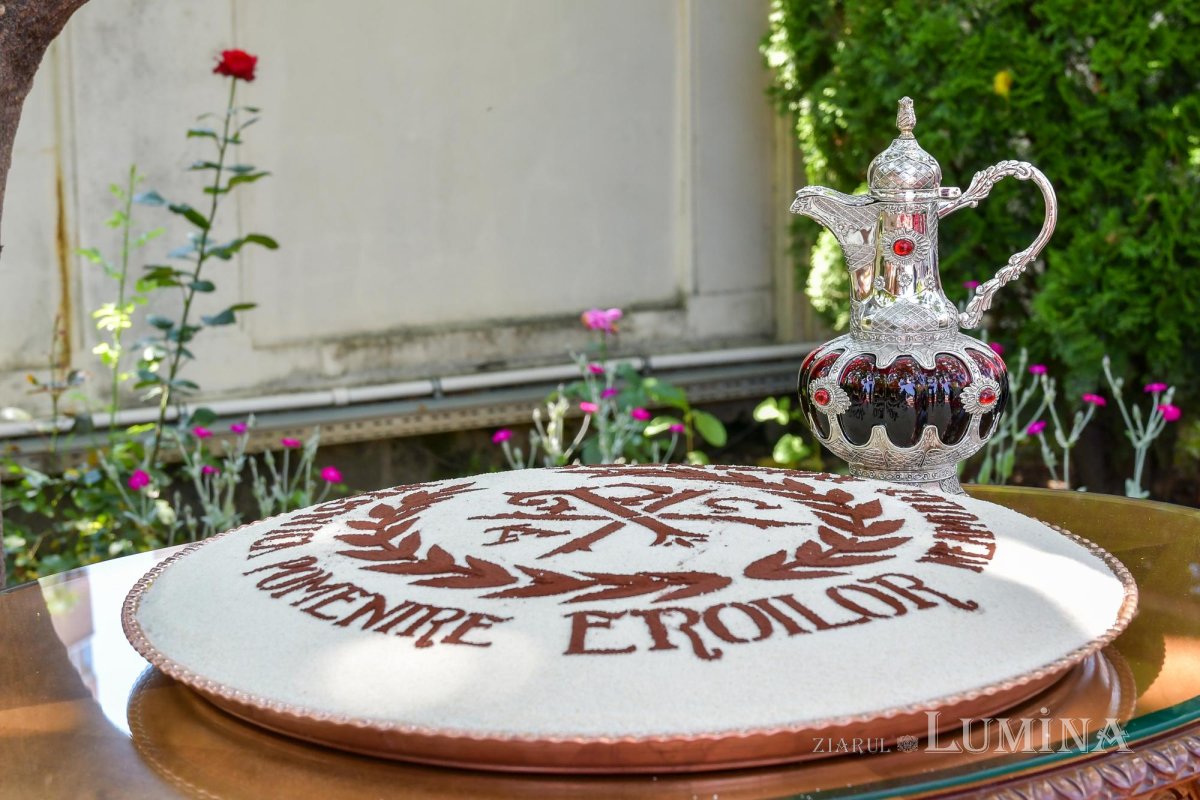 Sărbătorirea hramului principal al Catedralei Naționale la paraclisul din vecinătate 173525