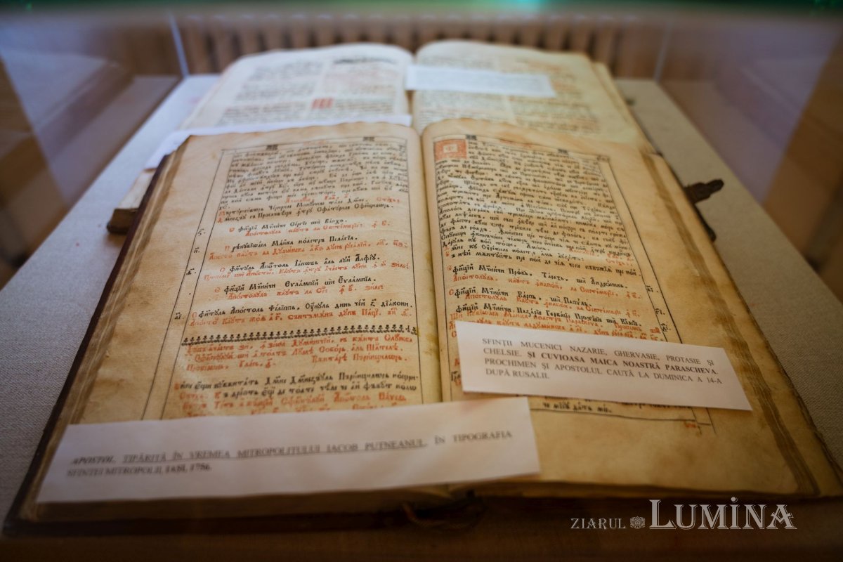 Manifestări culturale la Iași cu prilejul împlinirii a 380 de ani de la aducerea moaştelor Sfintei Cuvioase Parascheva 173729