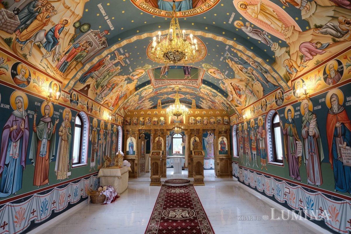 Biserica din comuna prahoveană Tătaru a fost sfinţită 173788