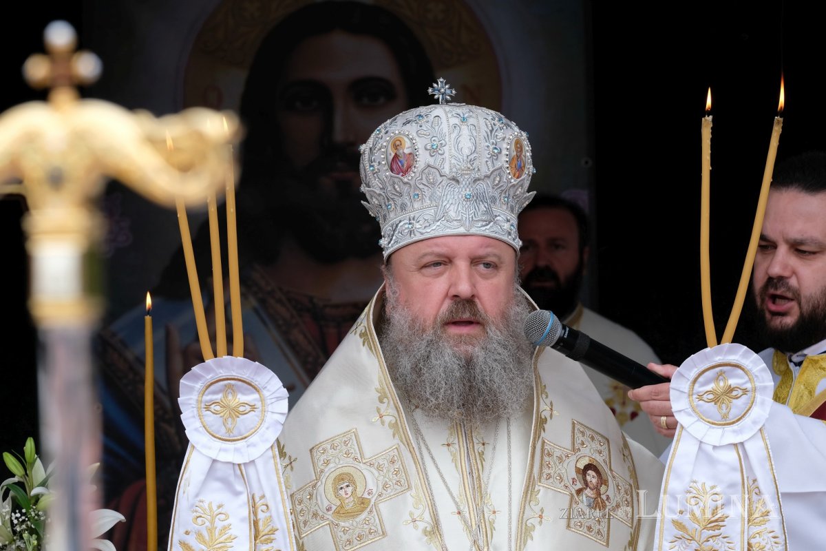 Biserica din comuna prahoveană Tătaru a fost sfinţită 173810