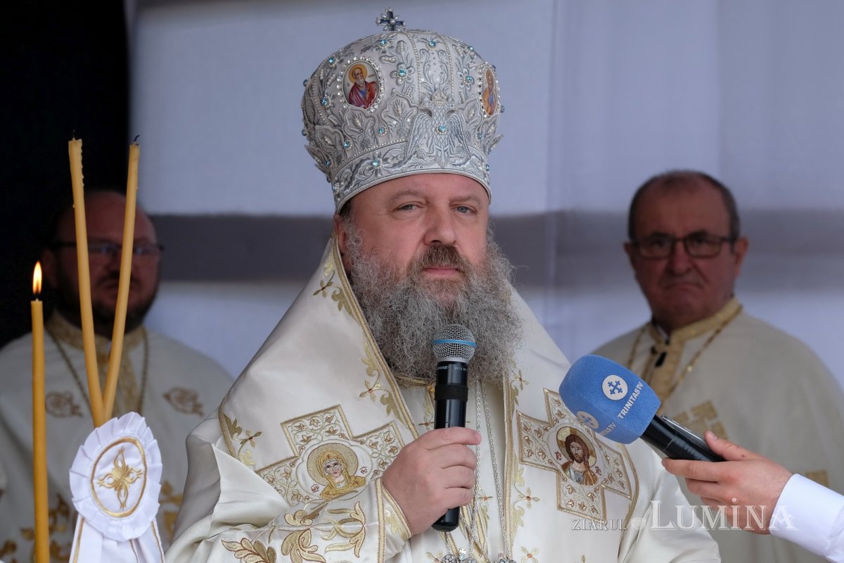 Biserica din comuna prahoveană Tătaru a fost sfinţită 173816