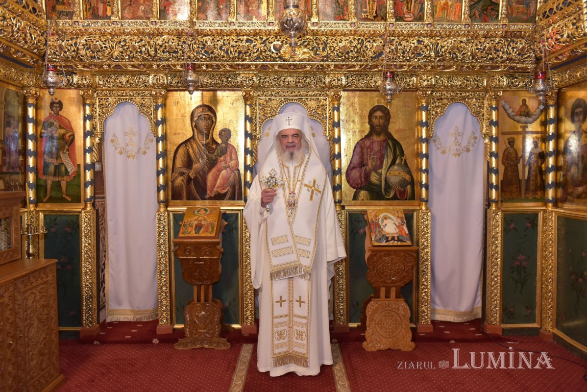 „Dreapta credinţă şi rugăciunea menţin unitatea Bisericii” 173778