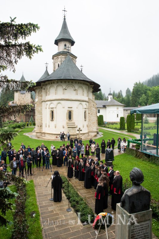 Deschiderea manifestărilor aniversare „Serbarea de la Putna - 150. Continuitatea unui ideal” 174207