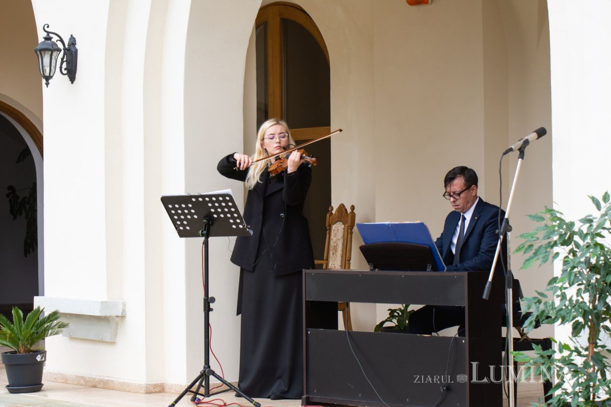 Deschiderea manifestărilor aniversare „Serbarea de la Putna - 150. Continuitatea unui ideal” 174216