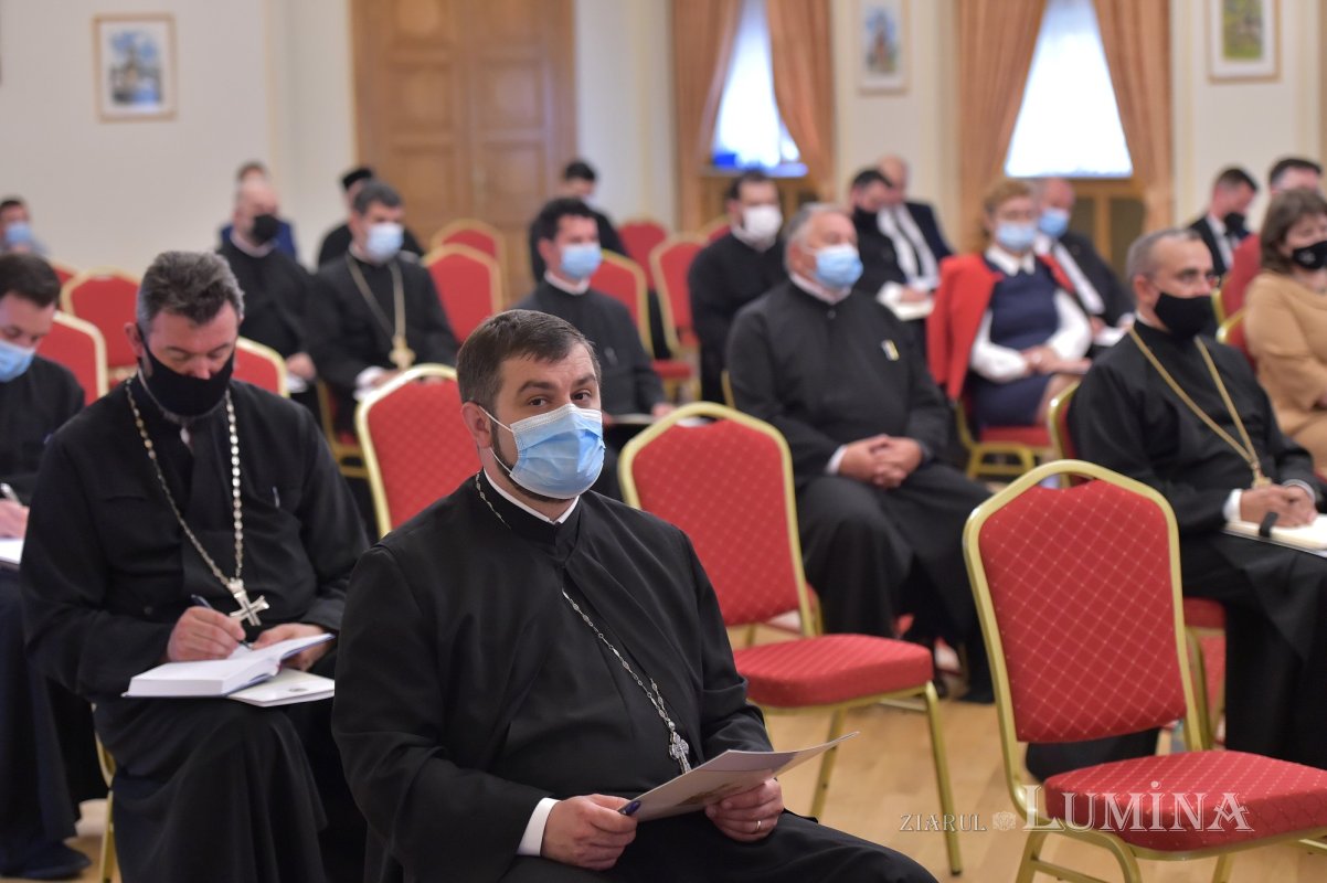 Consilierii juridici ai eparhiilor din ţară s-au întâlnit în Capitală 174352
