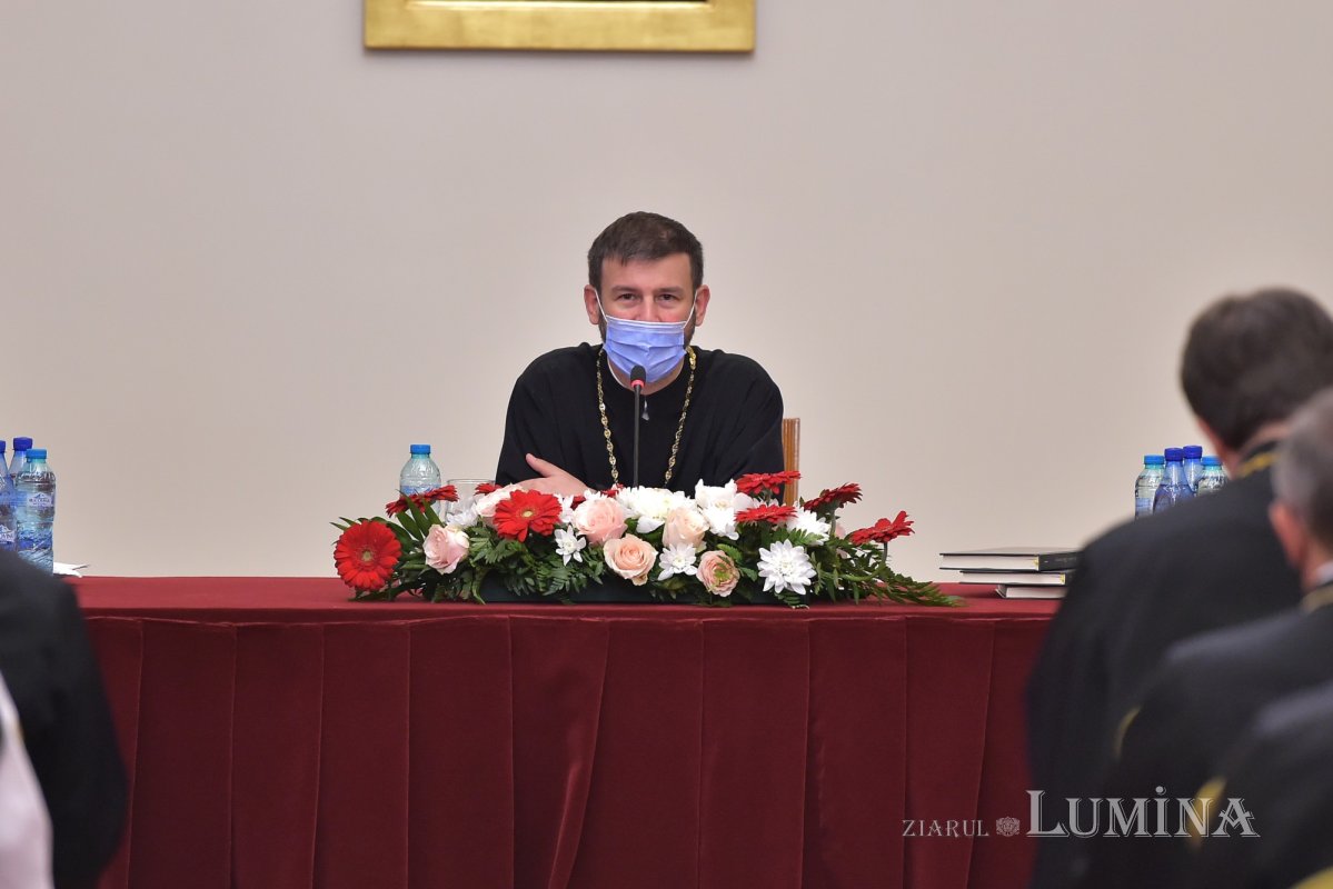 Consilierii juridici ai eparhiilor din ţară s-au întâlnit în Capitală 174353