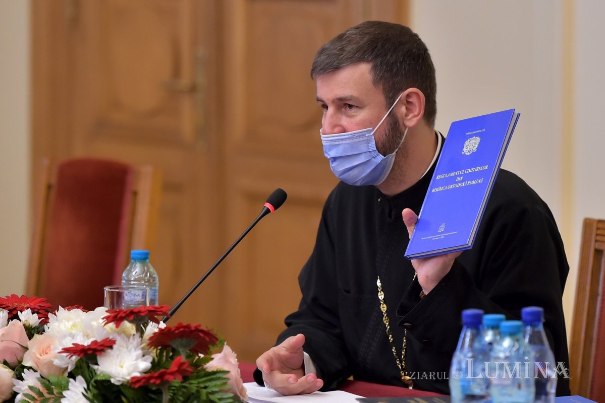 Consilierii juridici ai eparhiilor din ţară s-au întâlnit în Capitală 174358