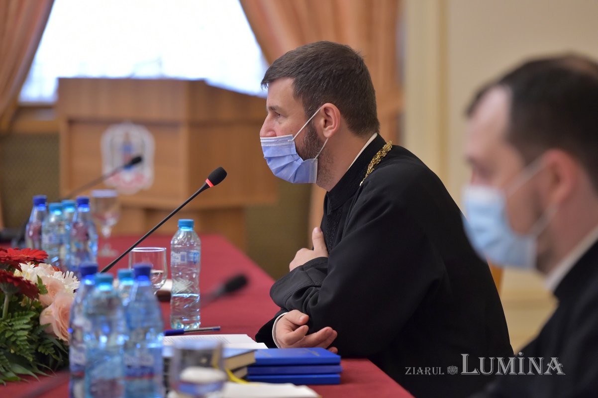 Consilierii juridici ai eparhiilor din ţară s-au întâlnit în Capitală 174359