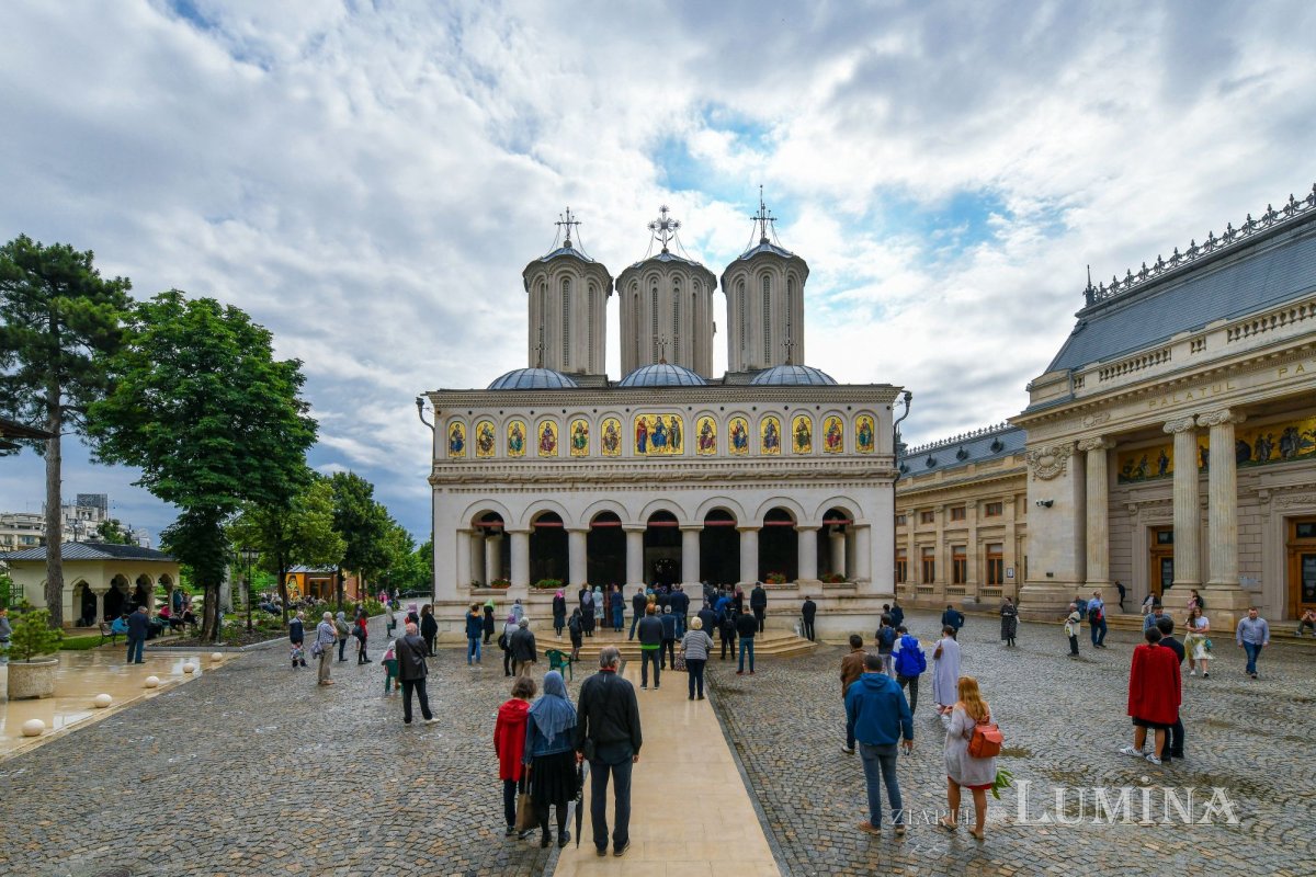 Sărbătoarea Pogorârii Sfântului Duh la Catedrala Patriarhală 174518