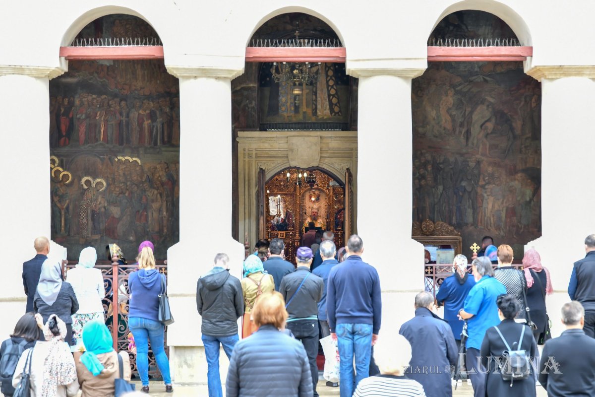 Sărbătoarea Pogorârii Sfântului Duh la Catedrala Patriarhală 174519