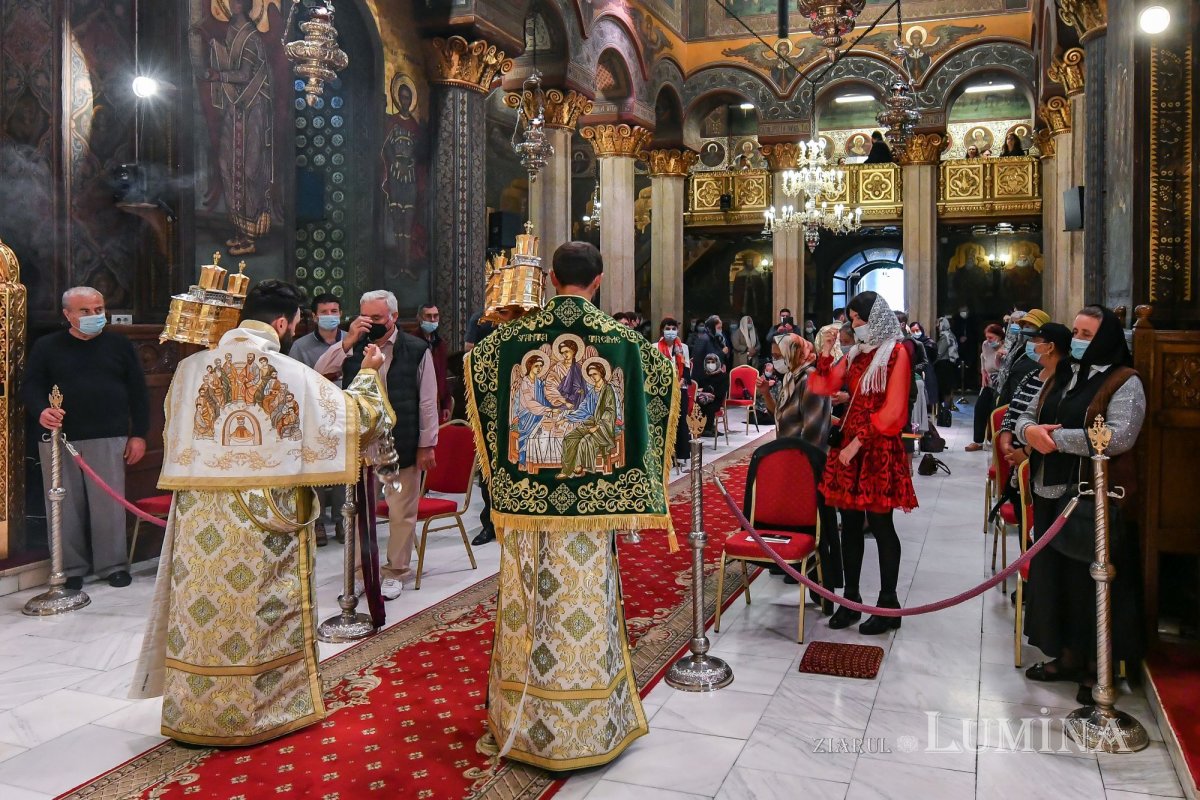 Sărbătoarea Pogorârii Sfântului Duh la Catedrala Patriarhală 174532