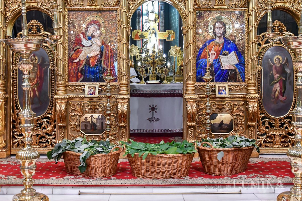 Sărbătoarea Pogorârii Sfântului Duh la Catedrala Patriarhală 174543