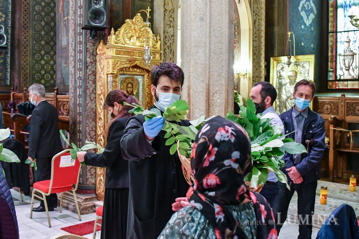 Sărbătoarea Pogorârii Sfântului Duh la Catedrala Patriarhală 174551