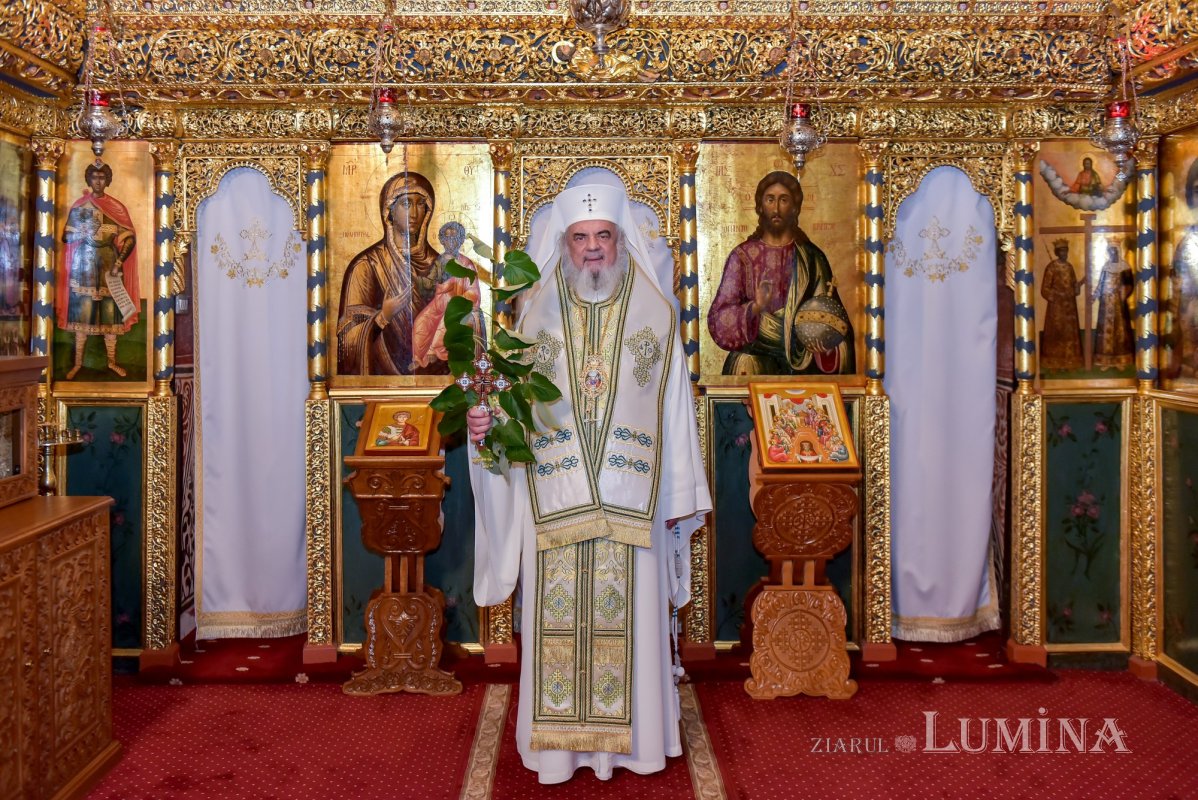 „Toate popoarele sunt binecuvântate de Dumnezeu şi chemate la Botez” 174553