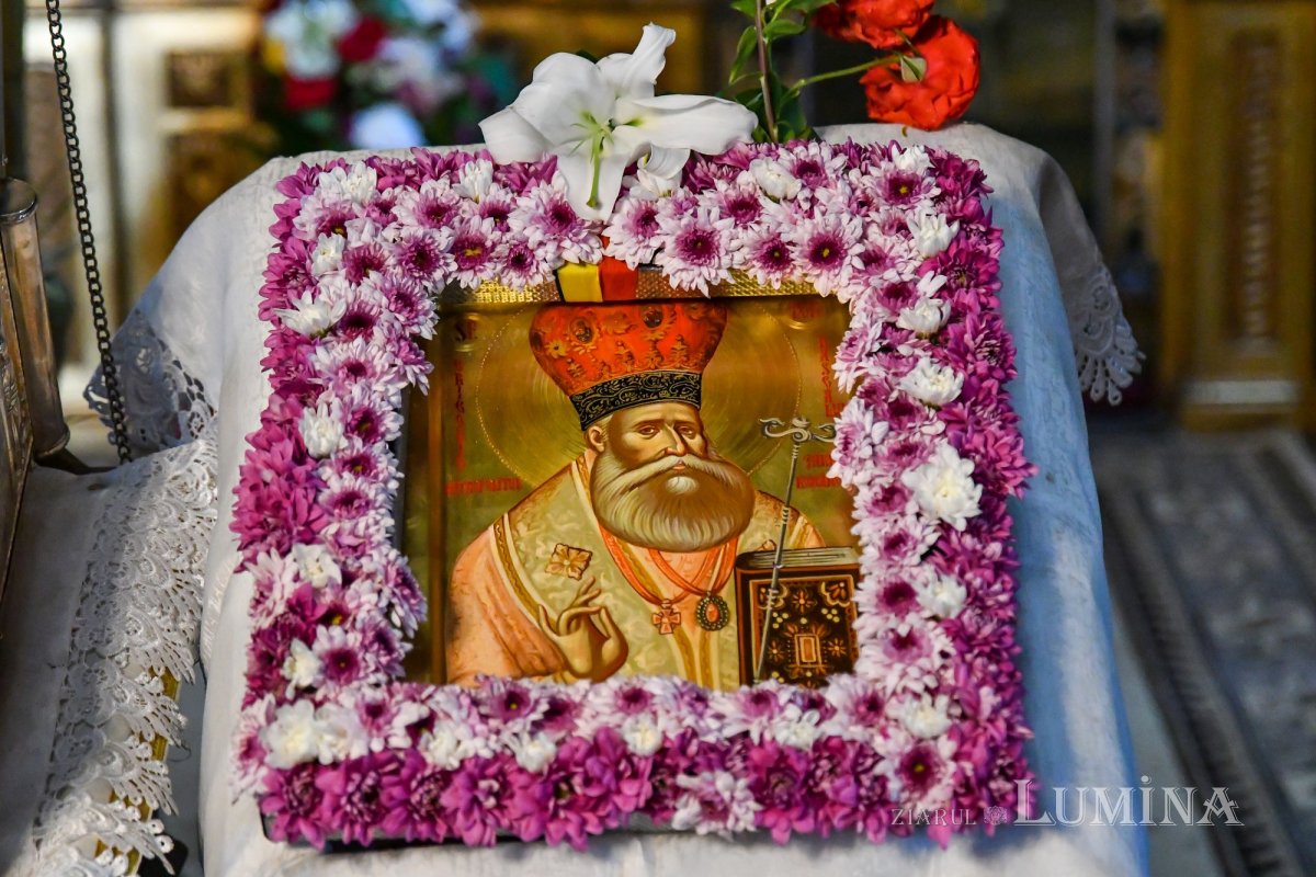 Sărbătorirea Sfântului Grigorie Dascălul la Mănăstirea Căldărușani 174702