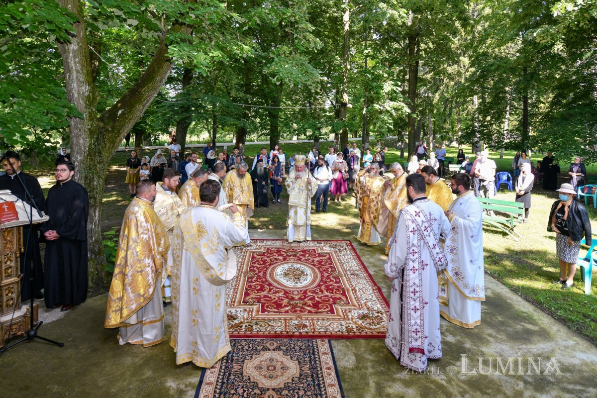 Sărbătorirea Sfântului Grigorie Dascălul la Mănăstirea Căldărușani 174704