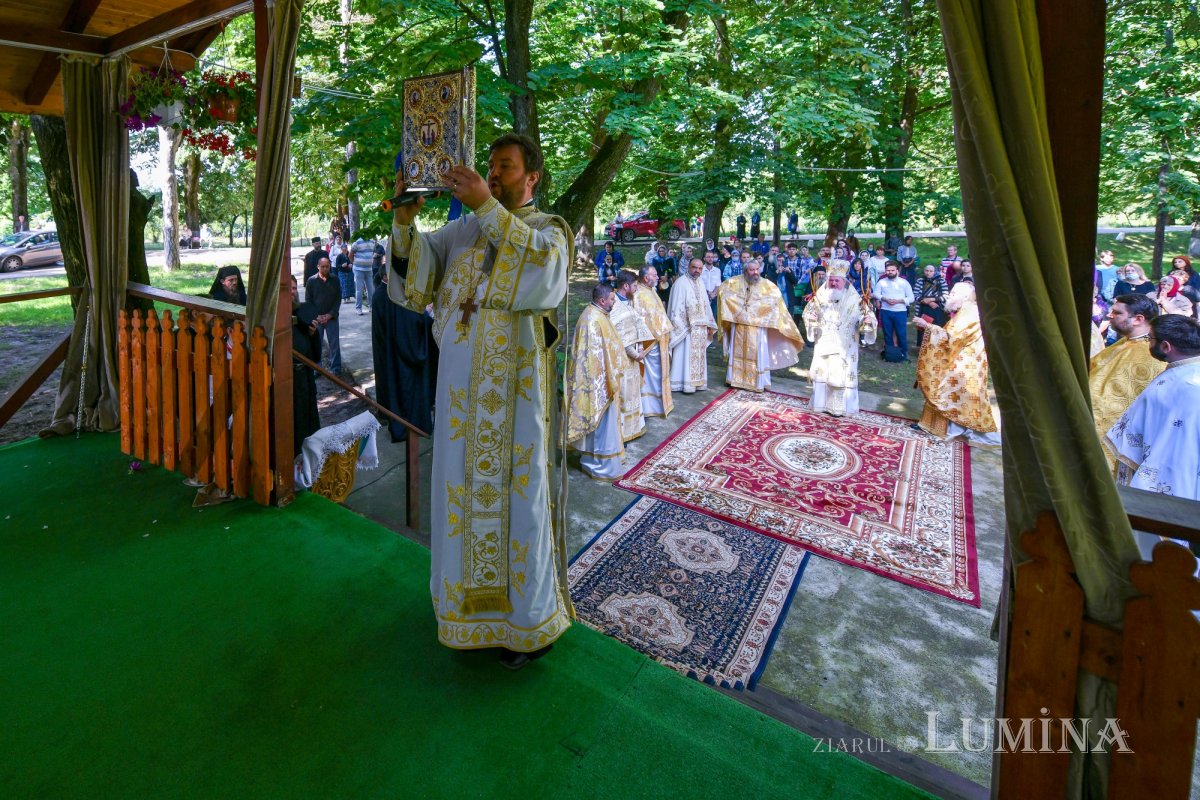 Sărbătorirea Sfântului Grigorie Dascălul la Mănăstirea Căldărușani 174709