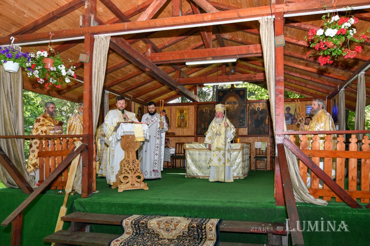 Sărbătorirea Sfântului Grigorie Dascălul la Mănăstirea Căldărușani 174715